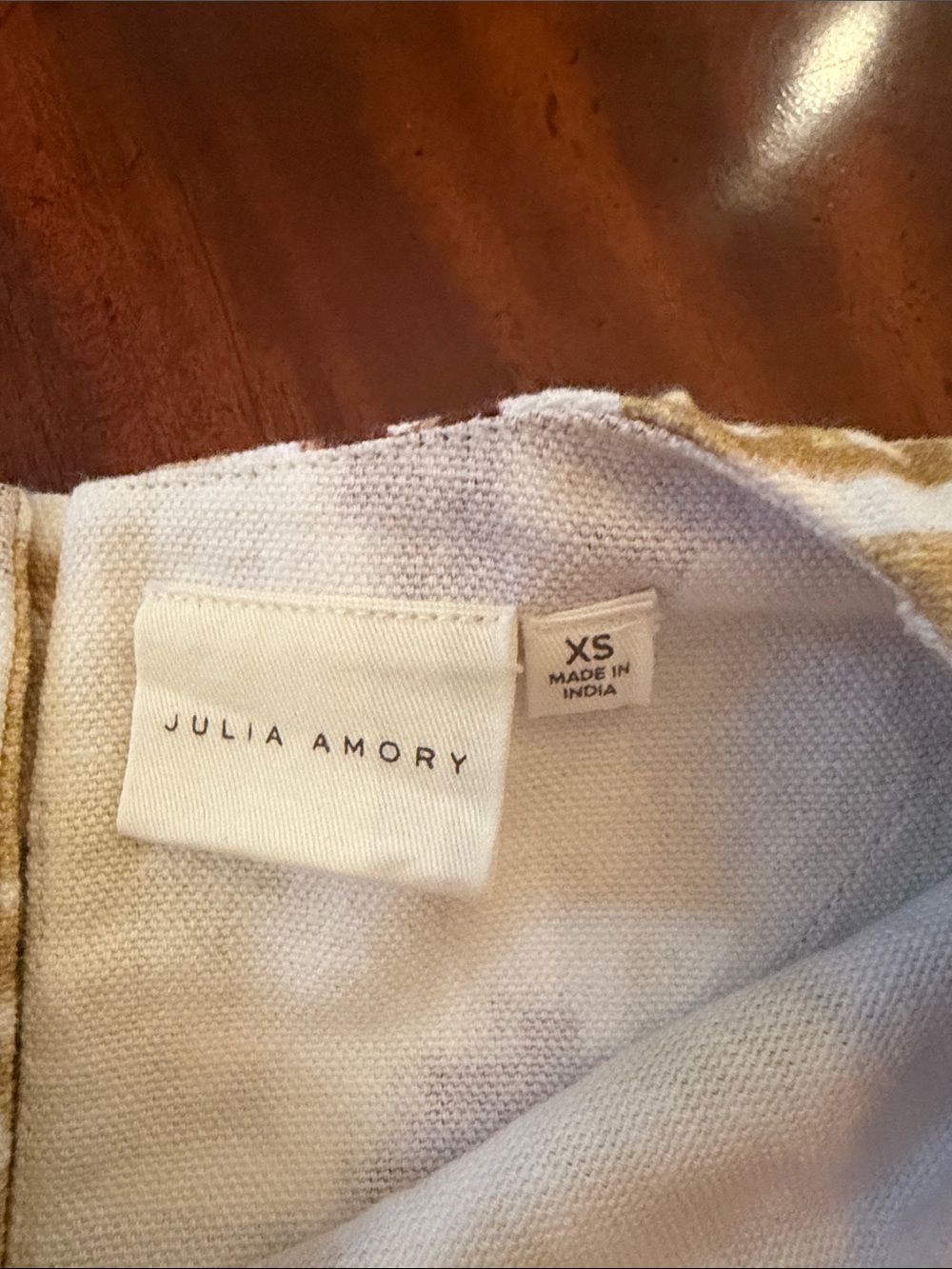 Julia Amory Set XS top and shorts - Picture 7 of 7